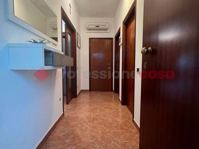 Appartamento trilocale in vendita in VIA PNENNI SNC, Centro, Lendinara