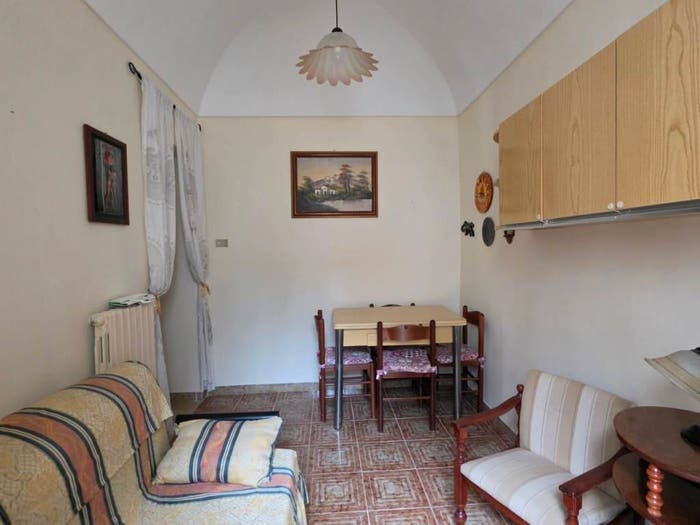 Casa bilocale in vendita in Via Fra' Leone, Putignano