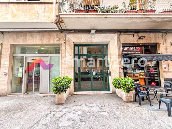 Appartamento quadrilocale in vendita in Via Renato Gomez De Ayala, Vomero, Napoli