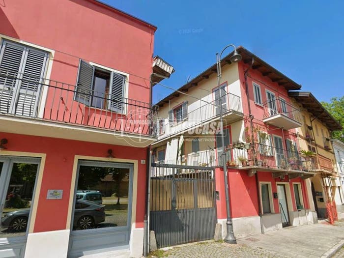 Appartamento trilocale in vendita in Piazza iv novembre, Centro Storico, Collegno