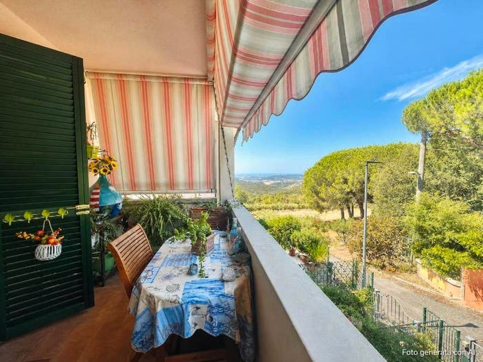 Appartamento bilocale in vendita in Castellina Marittima