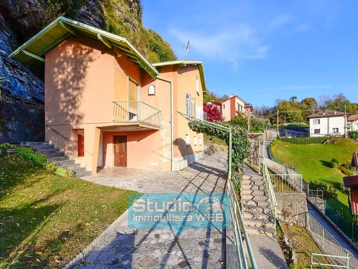 Casa con 5 locali in vendita in Via Cesare Battisti, Caslino d'Erba