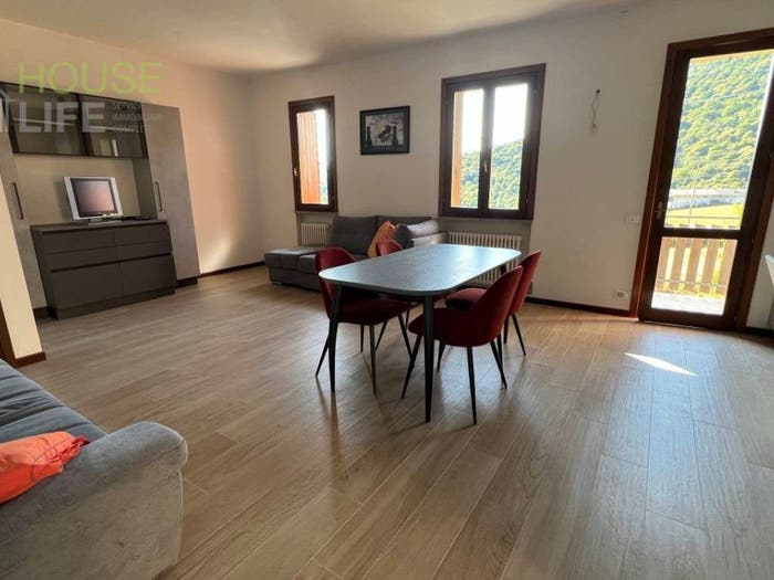 Appartamento quadrilocale in vendita in Strada di Malunga, Valli del Pasubio