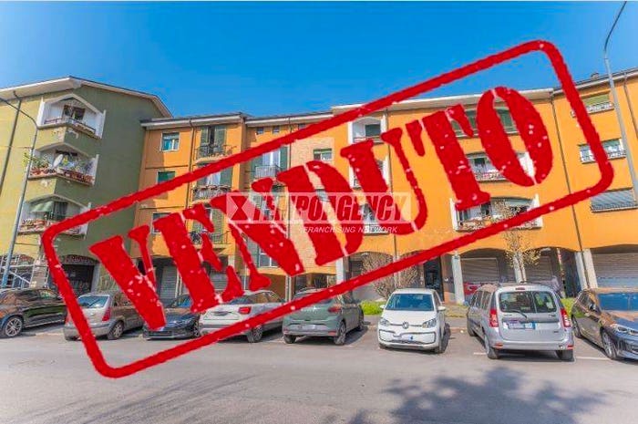 Appartamento bilocale in vendita in Via Val Trompia, Roserio, Milano