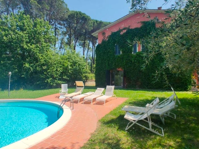 Casa con 6 locali in vendita in Montecarlo, Centro