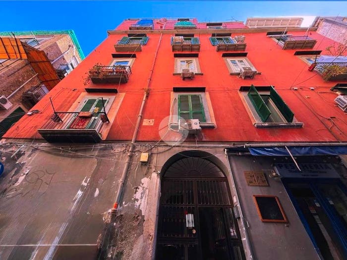 Casa con 6 locali in vendita in Vico della Tofa, Quartieri Spagnoli, Napoli