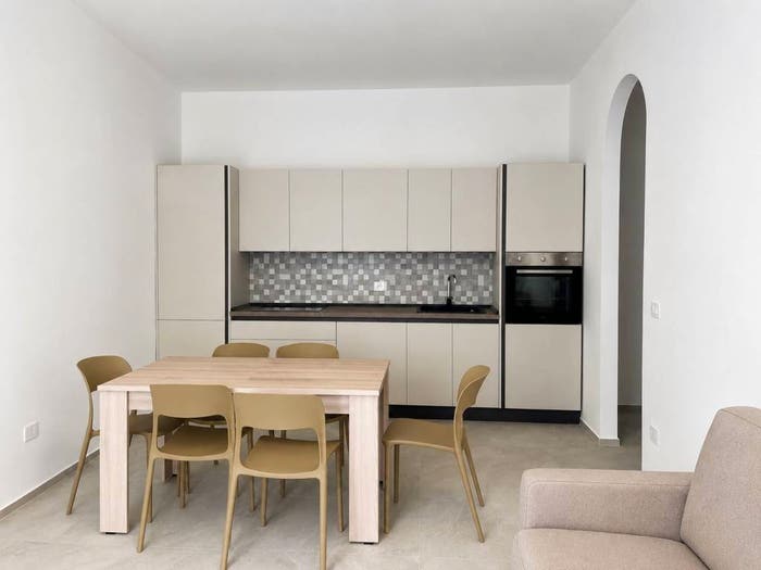 Appartamento bilocale in vendita in Via Ancona, Gaeta
