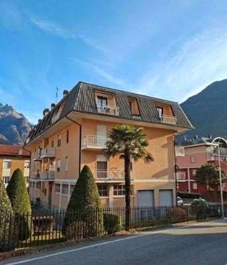 Appartamento quadrilocale in vendita in Via A Volta, Centro, Chiavenna