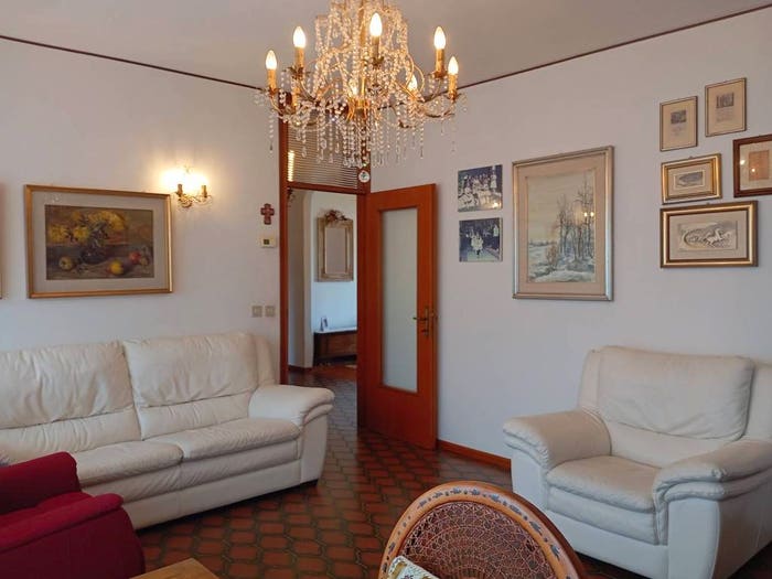 Appartamento con 5 locali in vendita in Via Mur di Cadola, Centro, Belluno