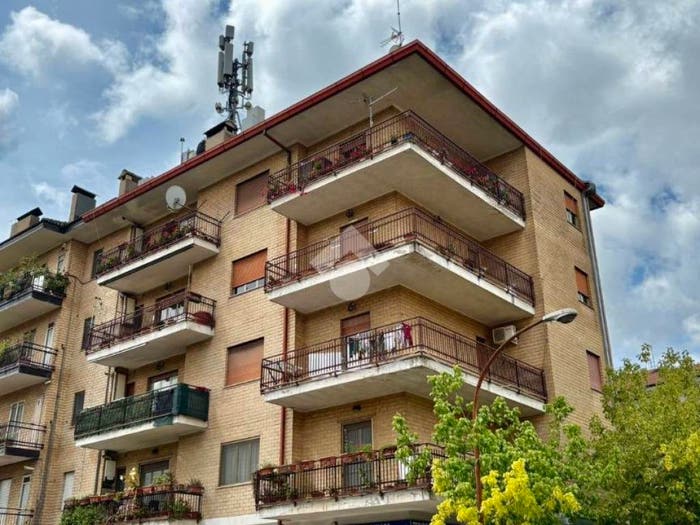 Appartamento quadrilocale in vendita in Via Leopardi, Centro, Cassino