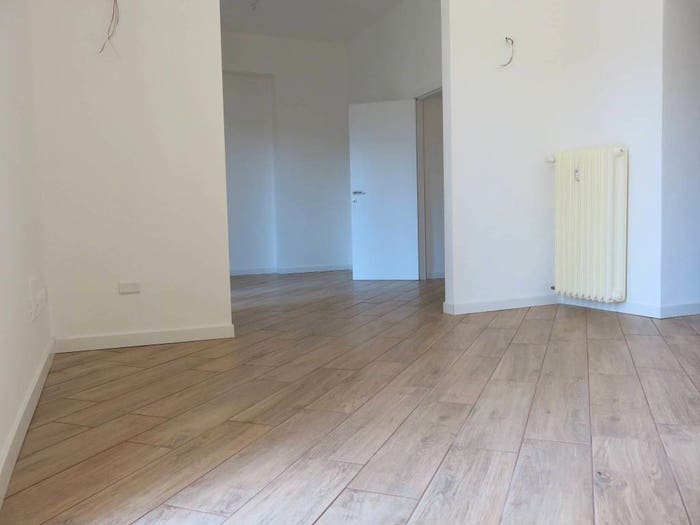 Appartamento con 5 locali in vendita in Piazza degli Affari, Lungolago, Lecco