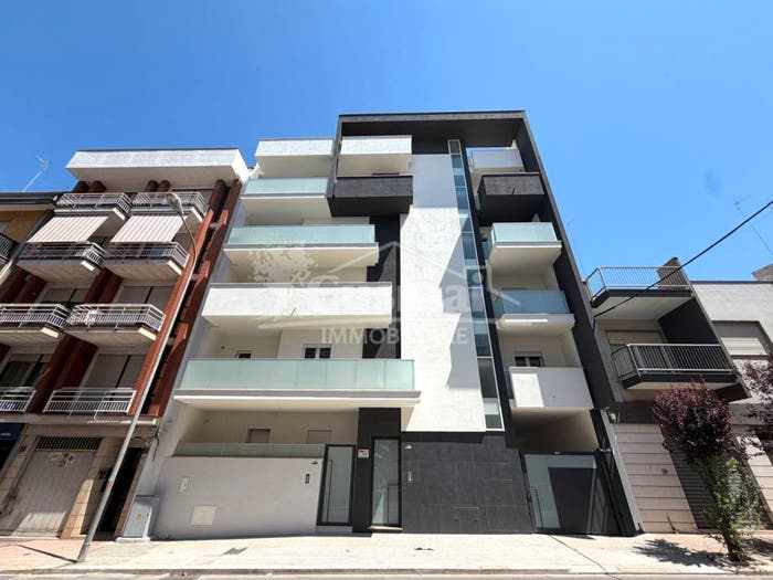 Appartamento trilocale in vendita in Viale Trentino, Santa Maria Vetere, Andria
