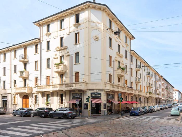 Appartamento trilocale in vendita in Via Lipari, Dezza, Milano