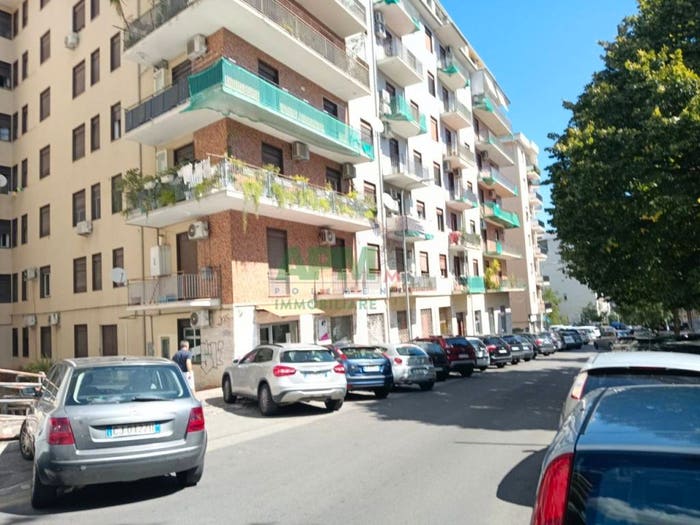 Appartamento trilocale in vendita in Via Guido Dorso, Mancini, Cosenza