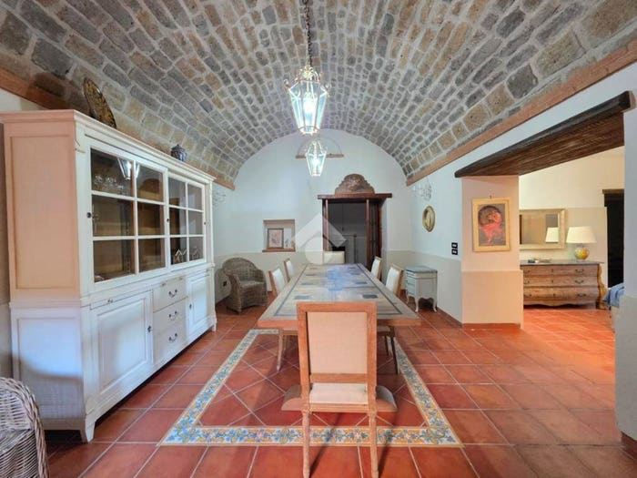 Casa con 6 locali in vendita in Cda Tore, Dugenta