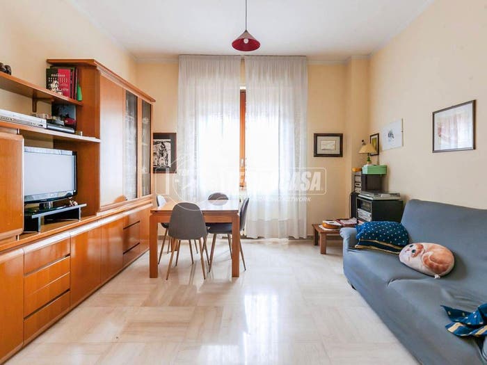 Appartamento trilocale in vendita in Via Giuseppe Candiani, Bovisa, Milano
