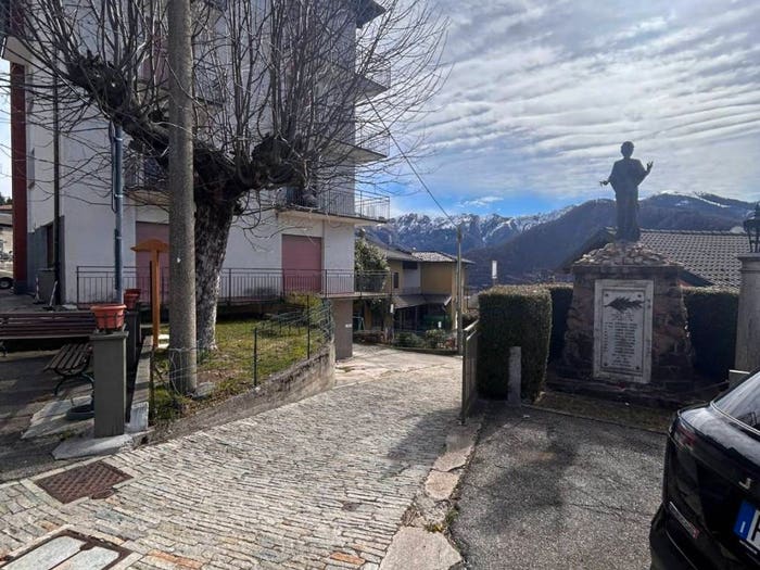 Appartamento in vendita in Via Dante Alighieri, Maccagno, Maccagno con Pino e Veddasca