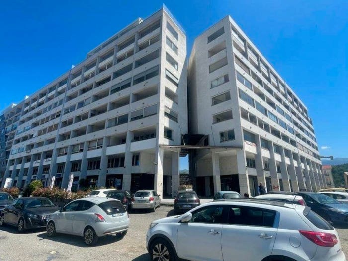 Appartamento trilocale in vendita in Viale Giacomo Mancini, Mancini, Cosenza