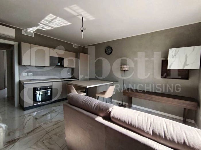 Appartamento bilocale in vendita in Via Ermenegildo Cantoni, Certosa, Milano