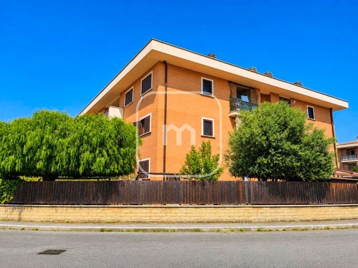 Appartamento bilocale in vendita in Via Opi, Castelverde, Roma