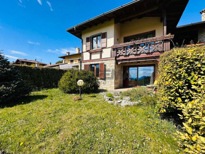 Appartamento quadrilocale in vendita in Via dei Murù, Centro, Clusone