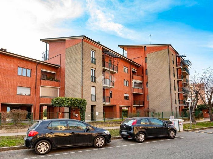 Appartamento con 5 locali in vendita in Via Schifani, Centro, Beinasco
