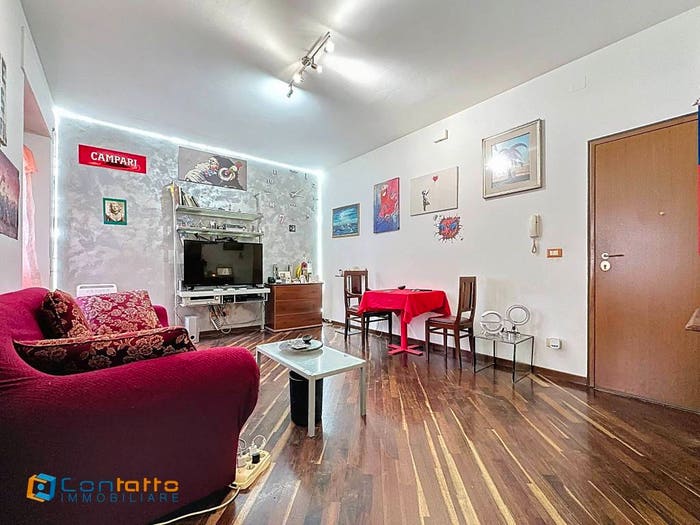 Appartamento con 6 locali in vendita in Via Roma, Cupra Marittima