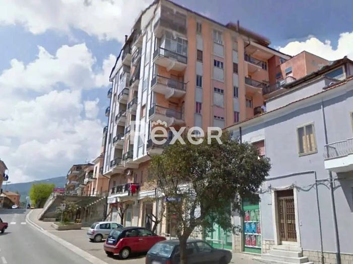 Appartamento con 5 locali in vendita in Via Cesare Battisti, Rionero in Vulture