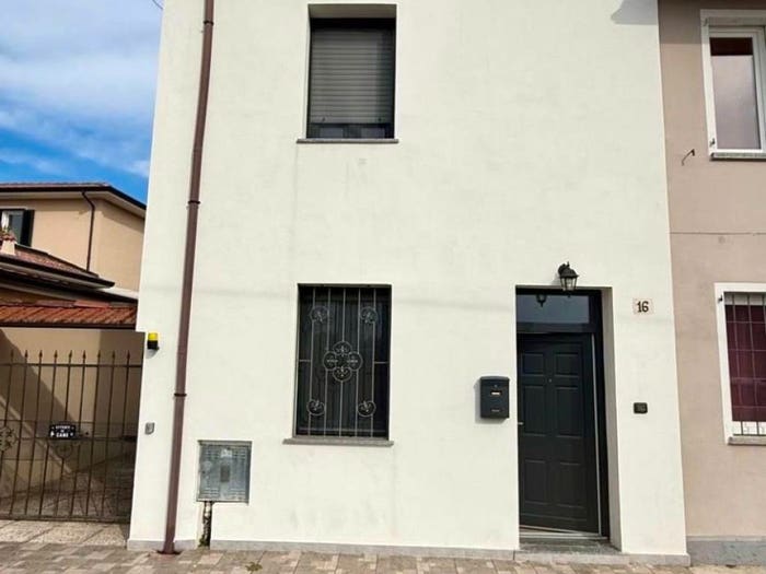Casa trilocale in vendita in Via Borgo San Calogero, Centro, Verrua Po