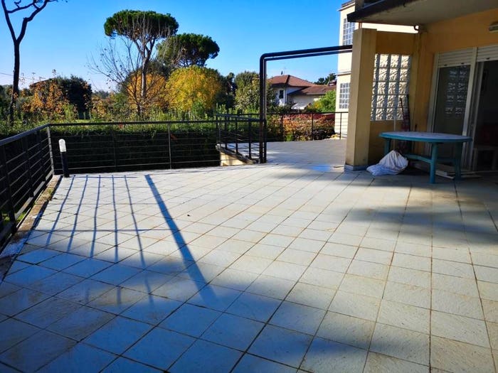 Appartamento bilocale in vendita in Via Arezzo, Marina di Massa Centro, Massa