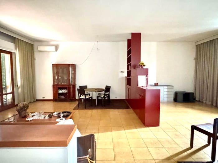 Casa con 6 locali in vendita in Ospedale Santa Maria, Empoli