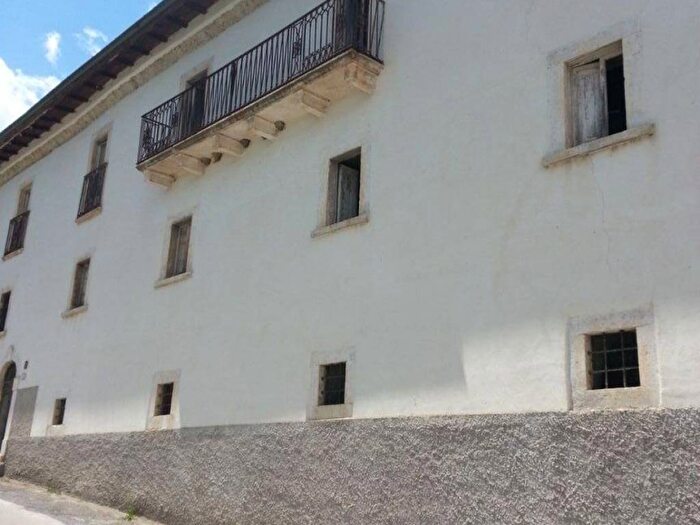 Casa in vendita in Via San Giuseppe, Centro, Borbona
