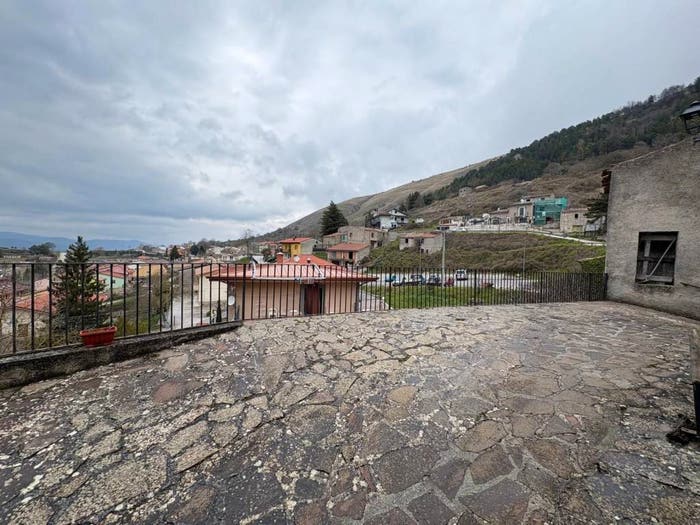 Casa trilocale in vendita in Via San Sebastiano, Miranda