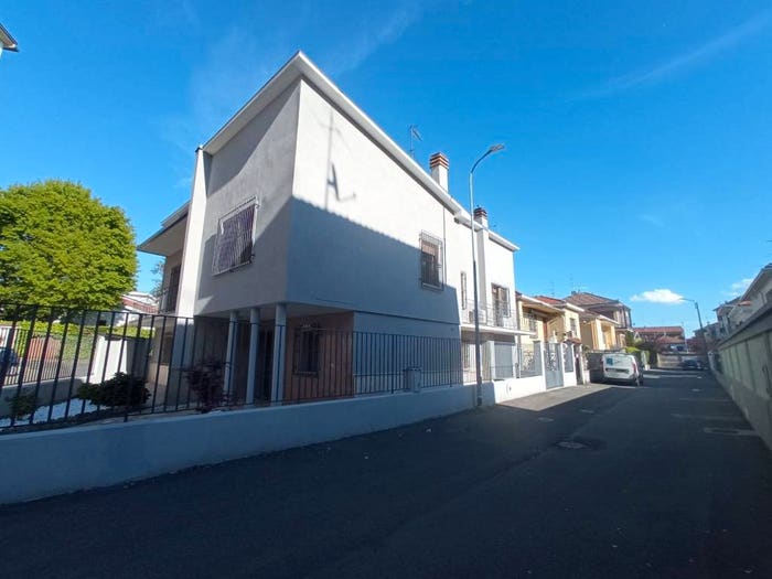 Casa con 6 locali in vendita in Via Verdi, Centro, Mortara