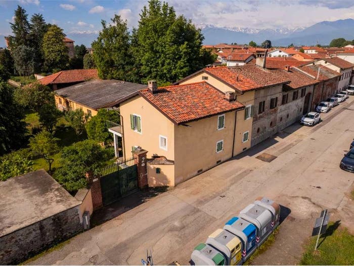 Casa con 6 locali in vendita in Centro, Buriasco