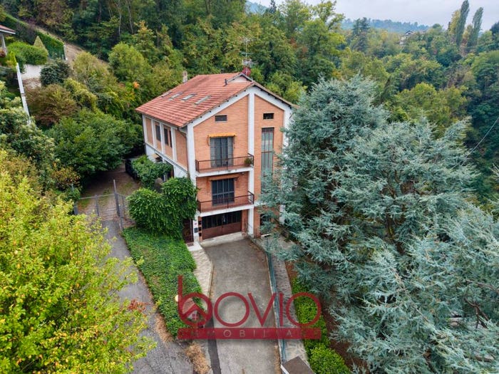 Appartamento con 6 locali in vendita in Via La Valle, Centro, San Mauro Torinese