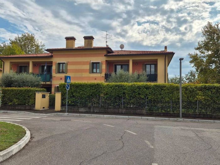 Appartamento quadrilocale in vendita in Via Rissette, Pacengo, Lazise