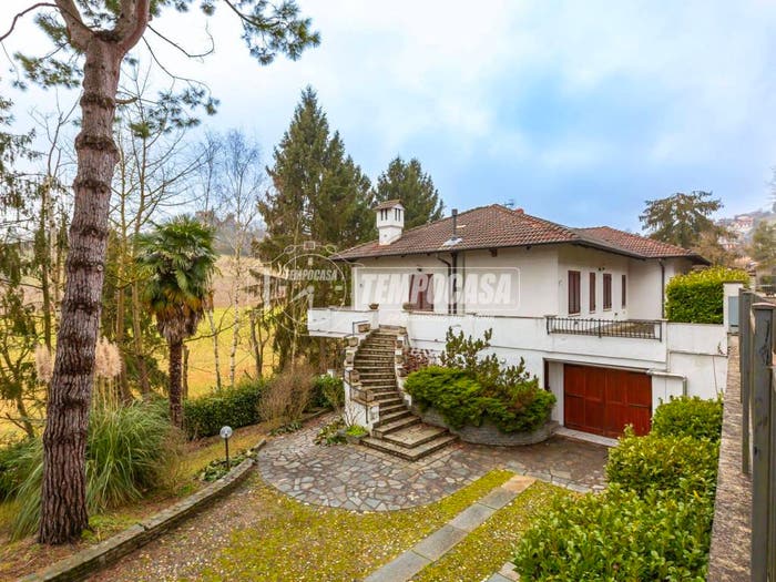 Casa con 6 locali in vendita in Via Miravalle, Pavarolo