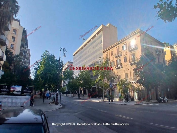 Appartamento con 6 locali in vendita in Via Simone Cuccia, Libertà Villabianca, Palermo