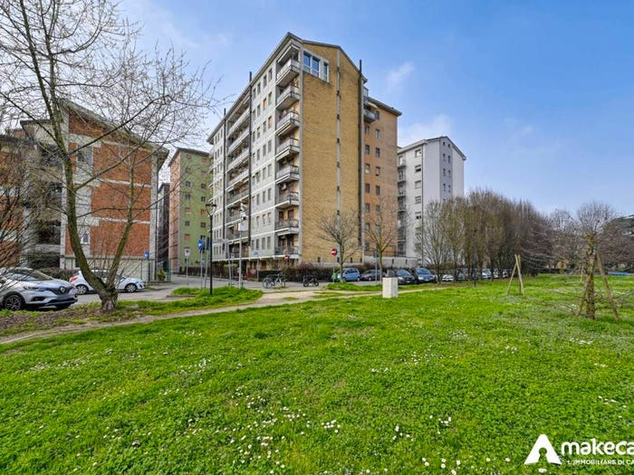 Appartamento quadrilocale in vendita in Via delle Rose, Melegnano