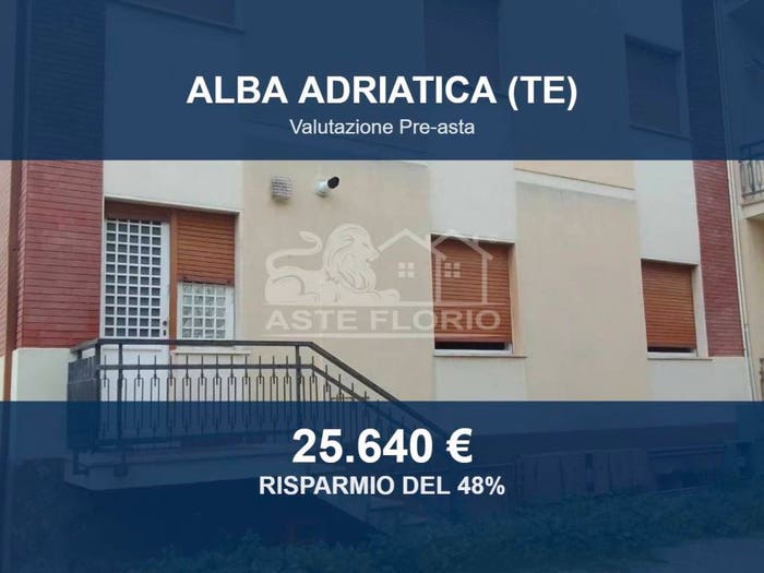 Appartamento con 5 locali in vendita in Via Cesare Battisti, Centro, Alba Adriatica