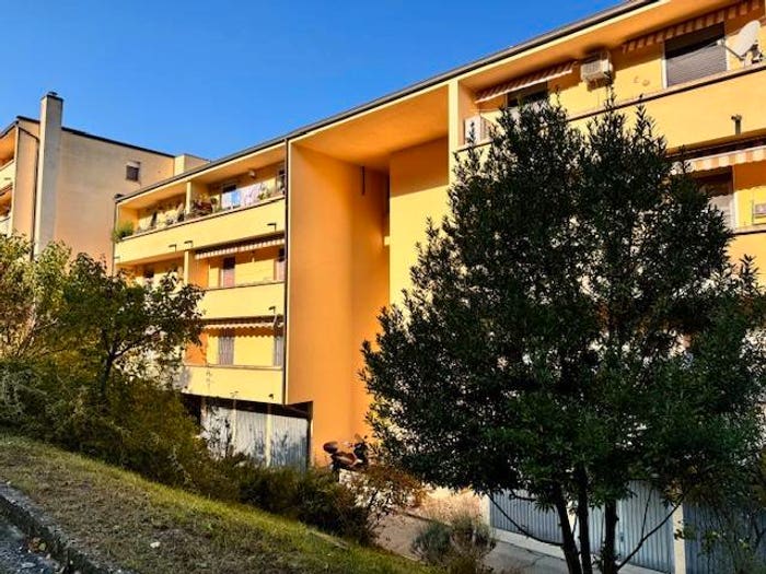 Appartamento quadrilocale in vendita in Via Stazione, Porretta Terme, Alto Reno Terme