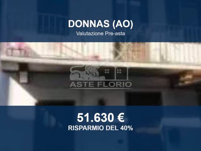 Appartamento con 5 locali in vendita in Via Roma, Centro, Donnas