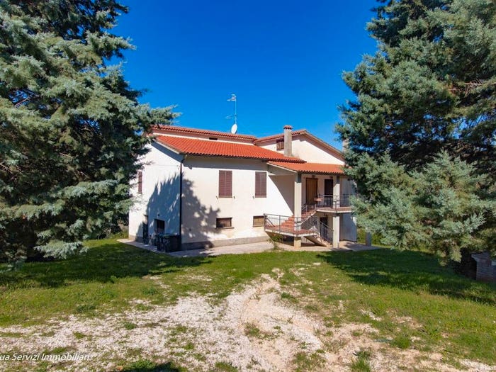 Casa con 6 locali in vendita in Via Rimembranze, Centro, Amelia
