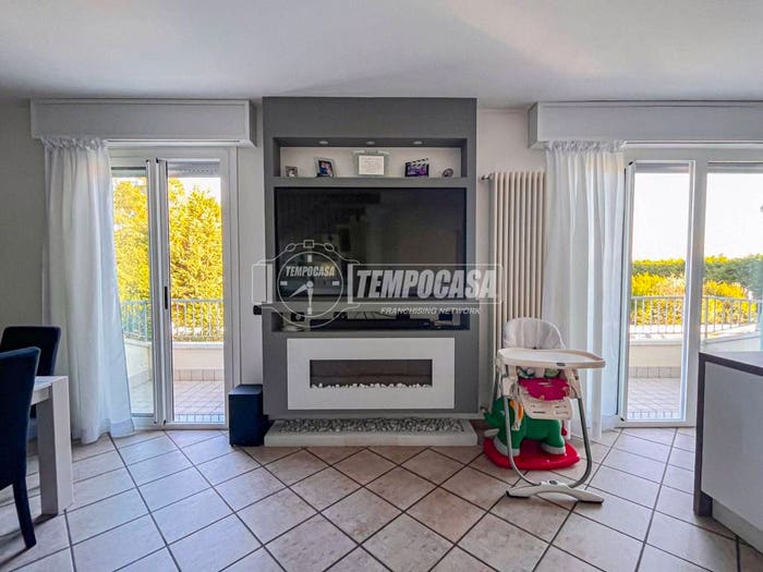 Casa quadrilocale in vendita in Viale Litorale Marina E, Villamarina Monte, Cesenatico