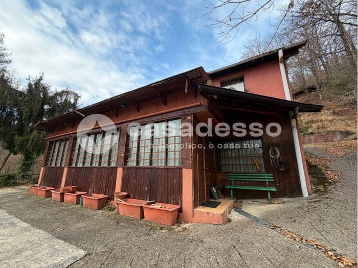 Casa con 6 locali in vendita in REGIONE MARASCO, Borgosesia