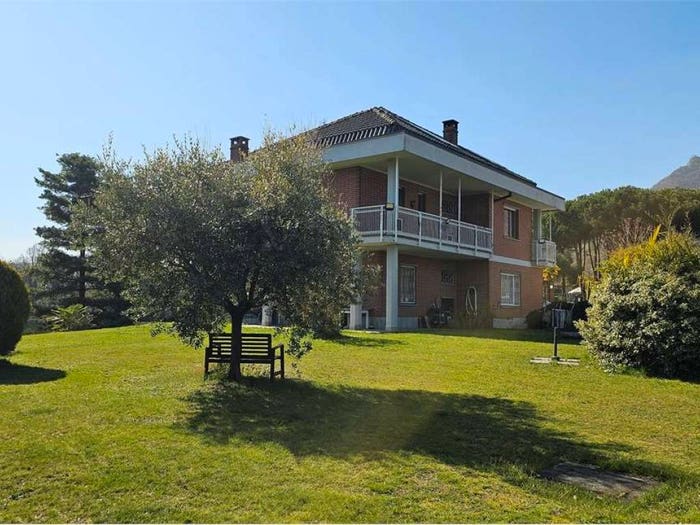 Casa con 6 locali in vendita in strada deserta, Centro, Cumiana