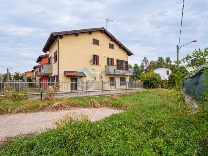 Casa con 5 locali in vendita in Via Peppino Franchi Maggi, Castelletto Po, Castelletto di Branduzzo