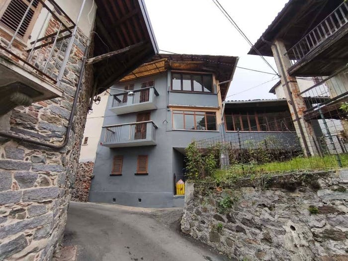 Appartamento trilocale in vendita in Strada Favaro di Là, Favaro, Biella