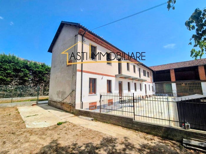 Appartamento quadrilocale in vendita in Monsignor Stefano Robino, Bellavista, Asti